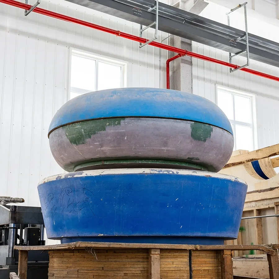 Uniform Wear Mill Metal Ceramic Composite Grinding Roller for Hard Material Processing